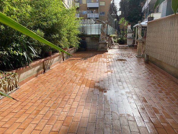 appartamento in vendita a Roma in zona Monte Sacro/Talenti