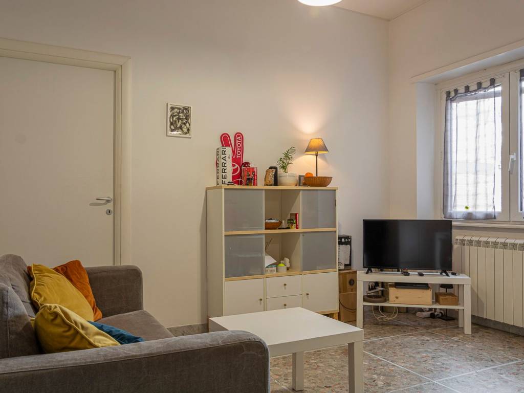 appartamento in vendita a Roma in zona Ostiense