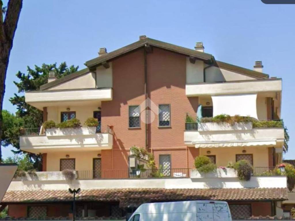appartamento in vendita a Roma in zona Infernetto