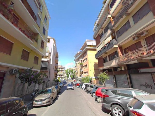 appartamento in vendita a Roma in zona Gianicolense