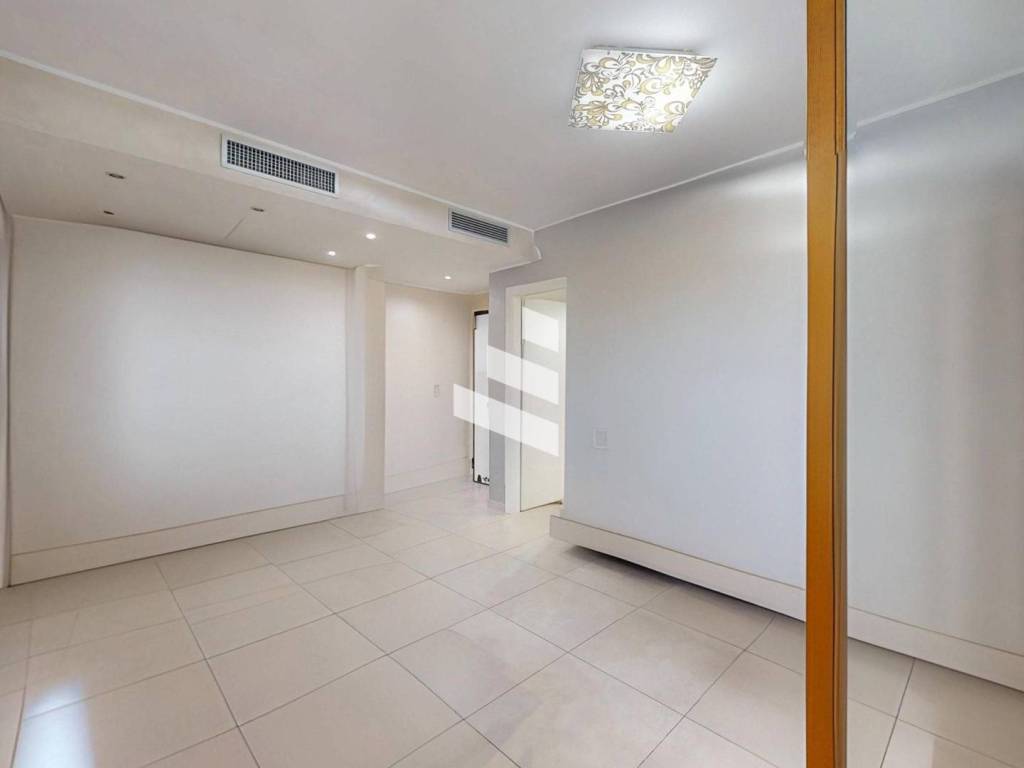 appartamento in vendita a Roma in zona Esquilino