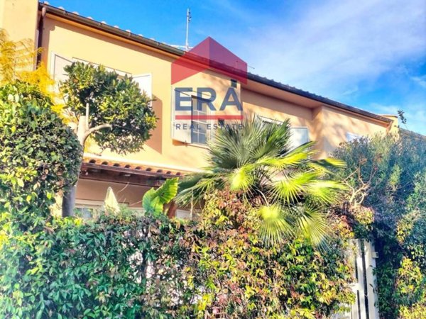 casa indipendente in vendita a Roma in zona Acilia