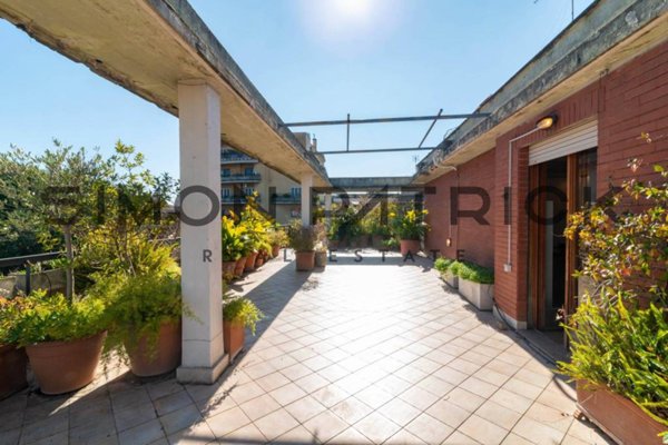 appartamento in vendita a Roma in zona Monte Sacro/Talenti