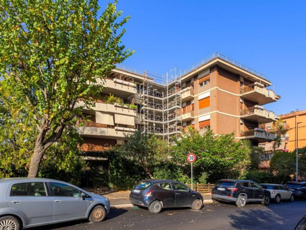 appartamento in vendita a Roma in zona Della Vittoria