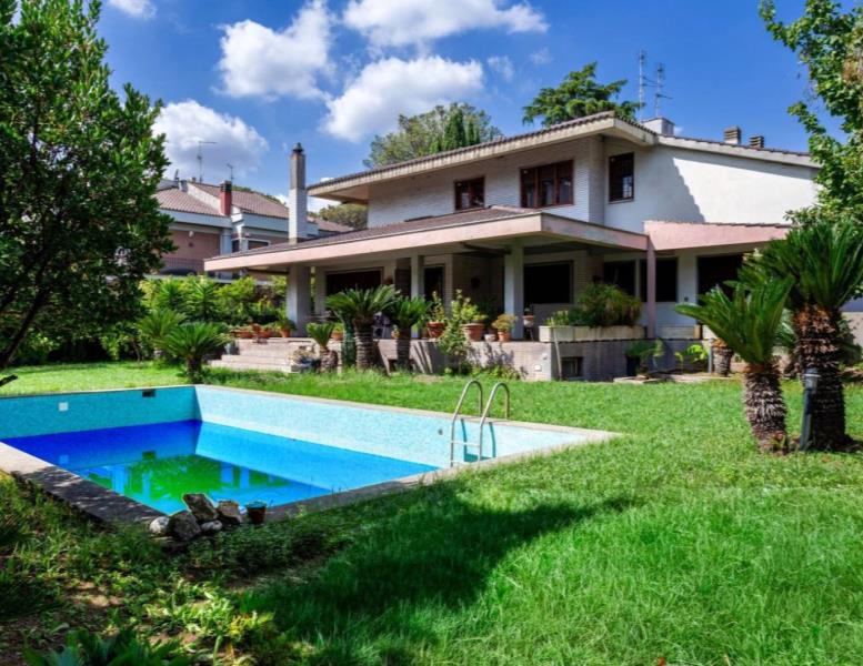 casa indipendente in vendita a Roma in zona Mezzocammino