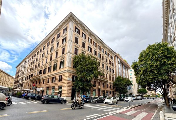 appartamento in vendita a Roma in zona Rione Prati