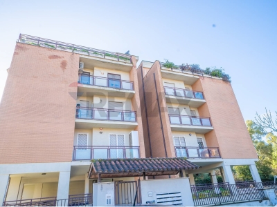 appartamento in vendita a Roma in zona Magliana Vecchia