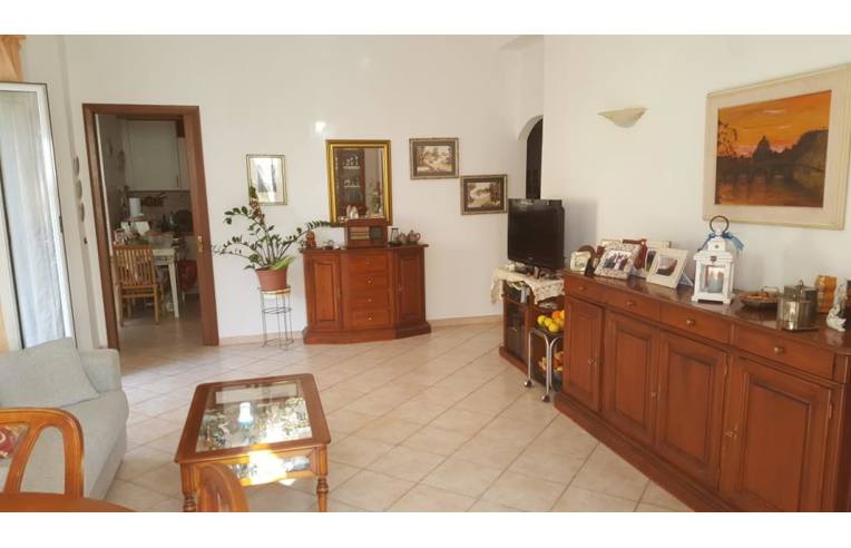 appartamento in vendita a Roma in zona Casal Morena