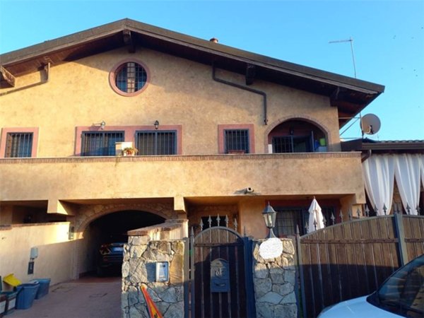 casa indipendente in vendita a Roma in zona Infernetto