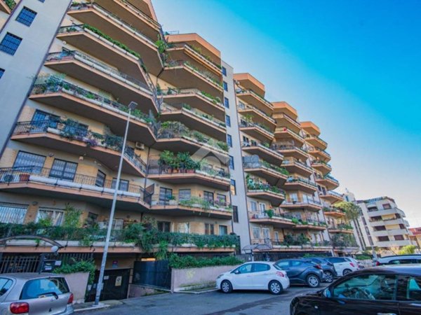 appartamento in vendita a Roma in zona EUR