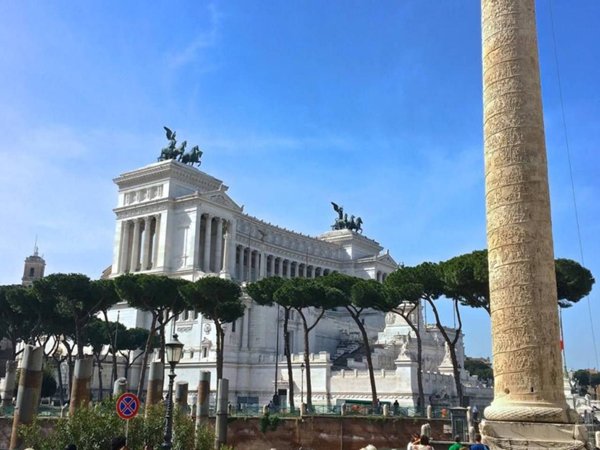 appartamento in vendita a Roma in zona Trevi-Colonna