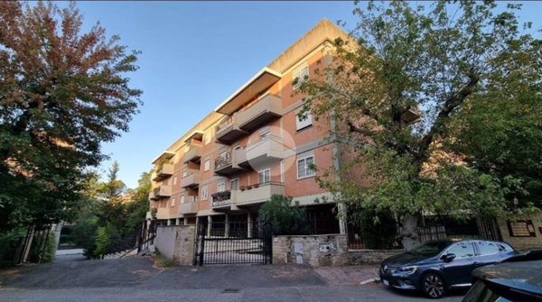appartamento in vendita a Roma in zona Ponte Mammolo