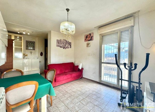 appartamento in vendita a Roma in zona Torre Gaia