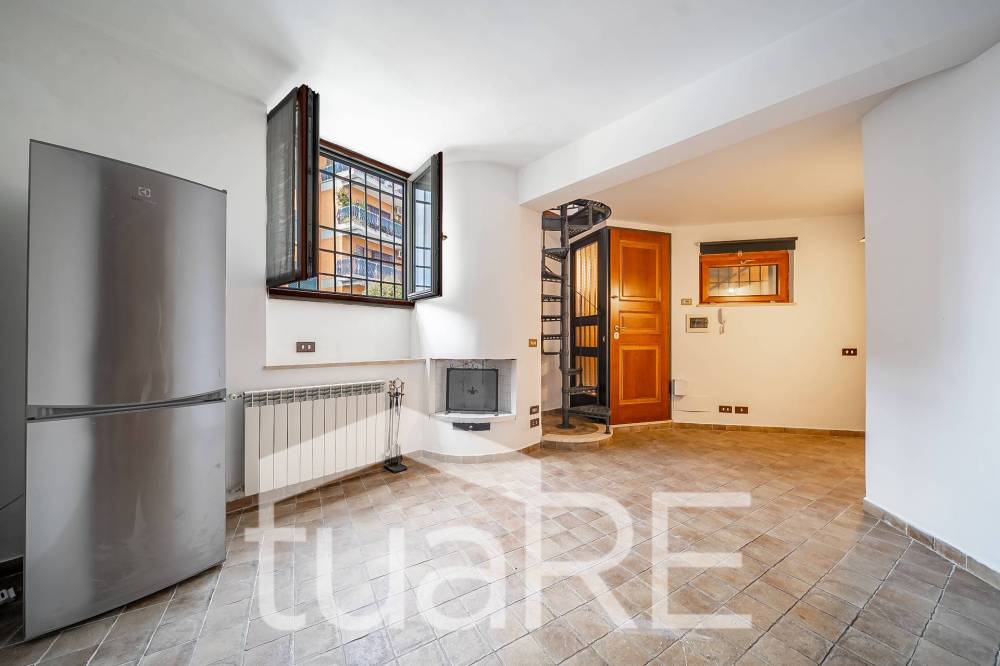 appartamento in vendita a Roma in zona Gianicolense