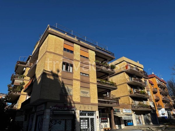 appartamento in vendita a Roma in zona Torrevecchia