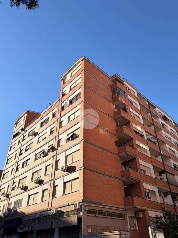appartamento in vendita a Roma in zona Prenestino-Labicano