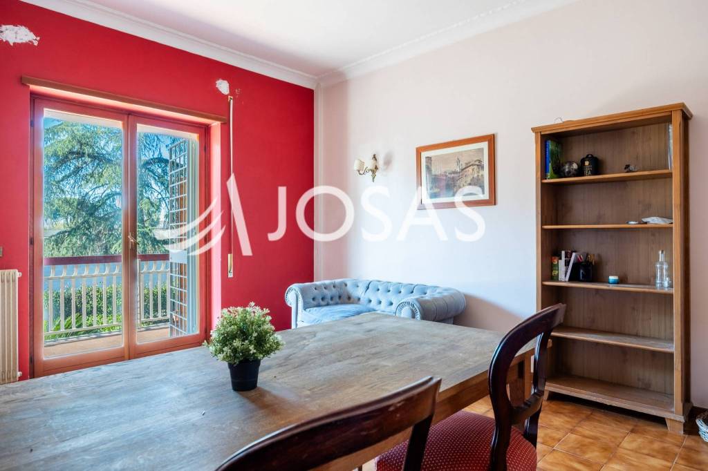 appartamento in vendita a Roma in zona San Basilio