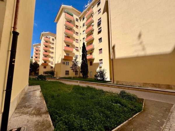 appartamento in vendita a Roma in zona Don Bosco