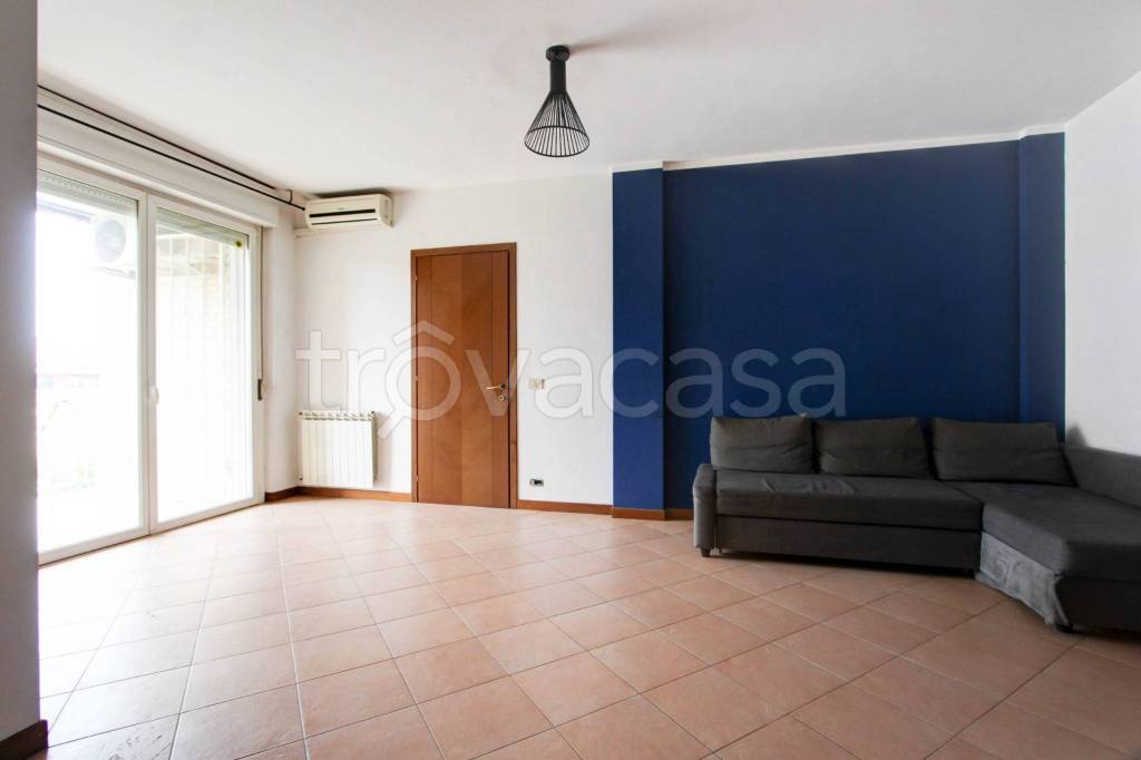 appartamento in vendita a Roma in zona Giuliano Dalmata