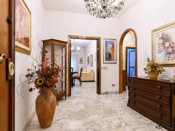 appartamento in vendita a Roma in zona Tuscolano