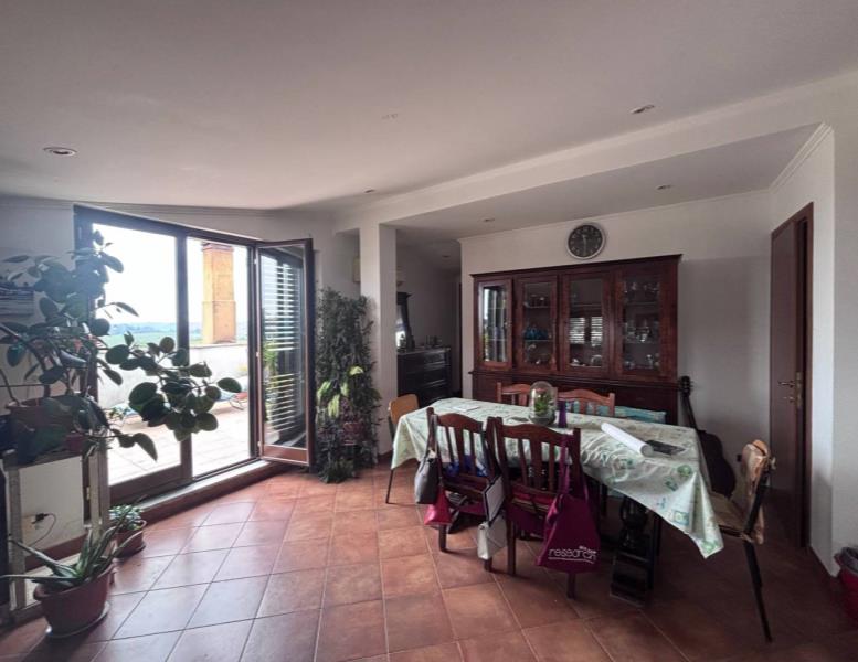 appartamento in vendita a Roma in zona Valle Muricana