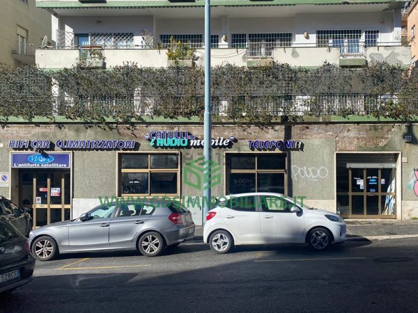 locale commerciale in vendita a Roma