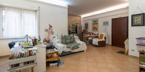 appartamento in vendita a Roma in zona Ostiense