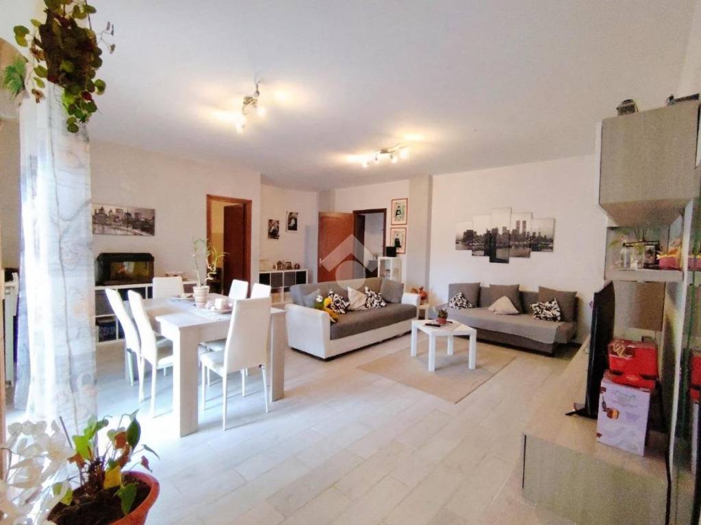 appartamento in vendita a Roma in zona Casal Palocco