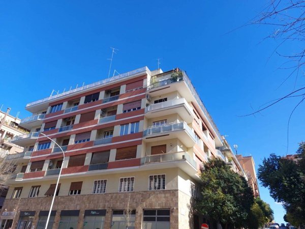appartamento in vendita a Roma in zona Gianicolense