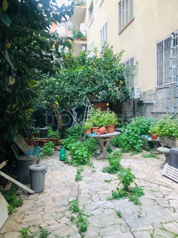 appartamento in vendita a Roma in zona Gianicolense