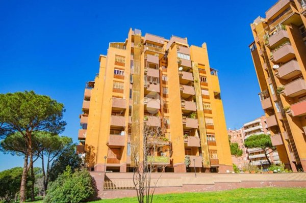 appartamento in vendita a Roma in zona EUR