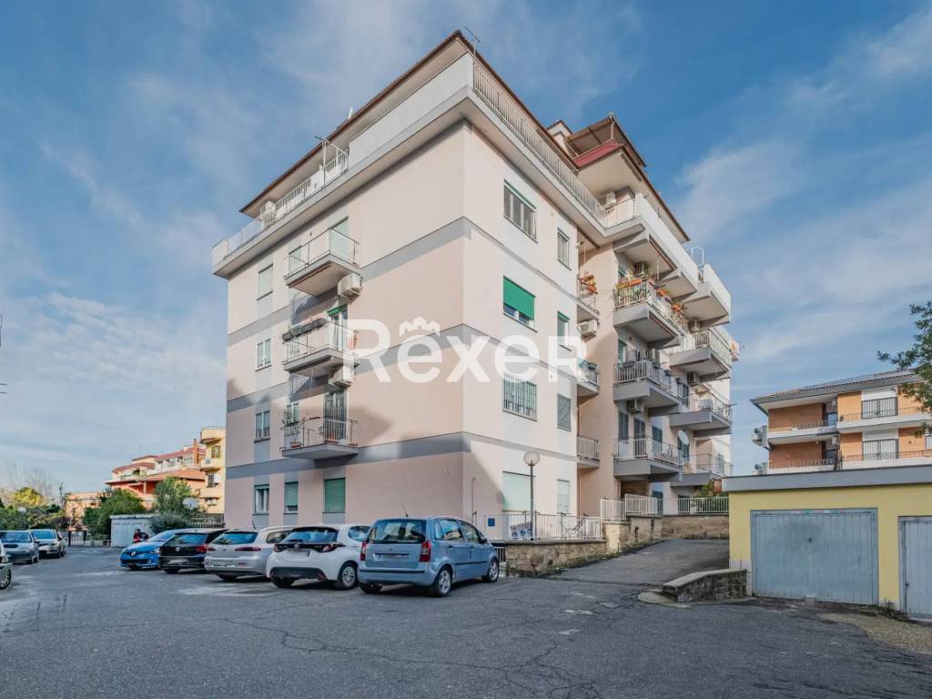 appartamento in vendita a Roma in zona Alessandrino