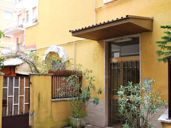 appartamento in vendita a Roma in zona Prenestino-Centocelle