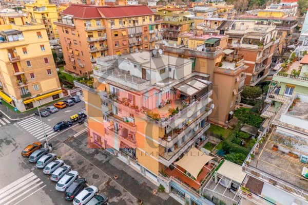 appartamento in vendita a Roma in zona Prenestino-Centocelle