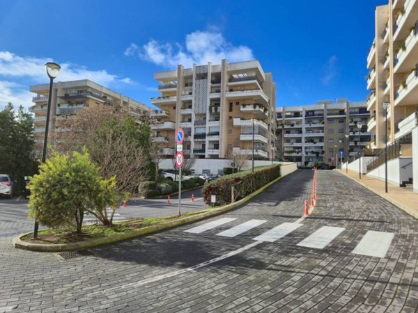 appartamento in vendita a Roma in zona Giuliano Dalmata