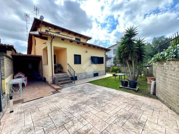 appartamento in vendita a Roma in zona Trigoria