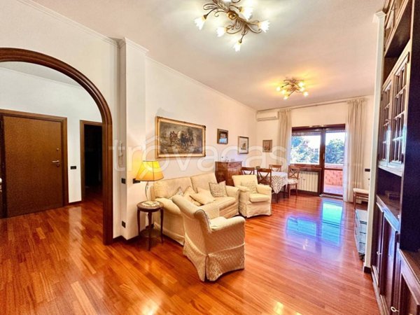 appartamento in vendita a Roma in zona Tuscolano