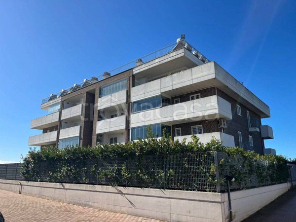 appartamento in vendita a Roma in zona Trigoria