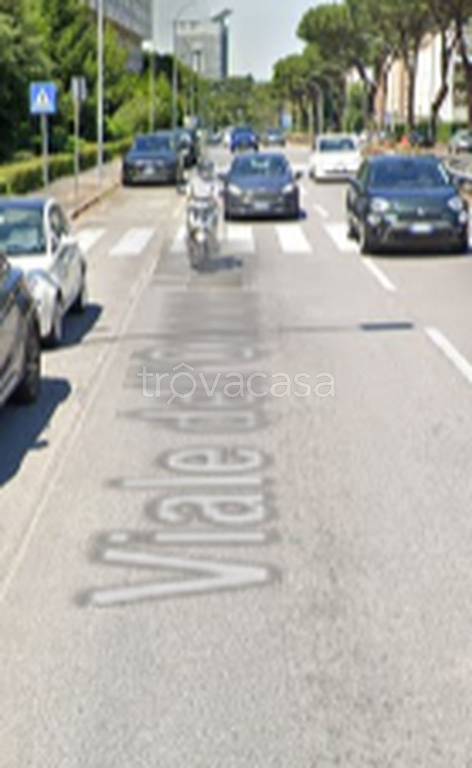 appartamento in vendita a Roma in zona EUR
