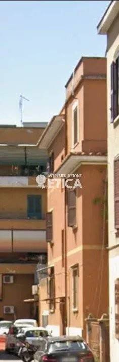 appartamento in vendita a Roma in zona Prenestino-Centocelle