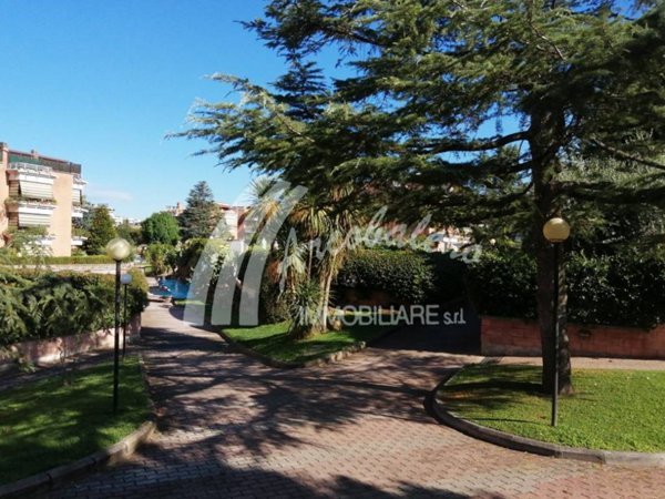 appartamento in vendita a Roma in zona Giuliano Dalmata