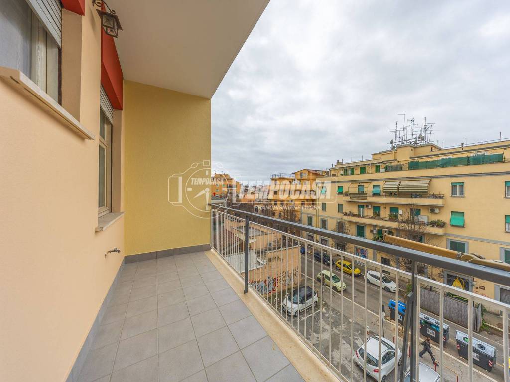 appartamento in vendita a Roma in zona Tuscolano