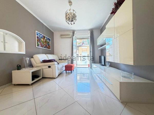 appartamento in vendita a Roma in zona Gianicolense