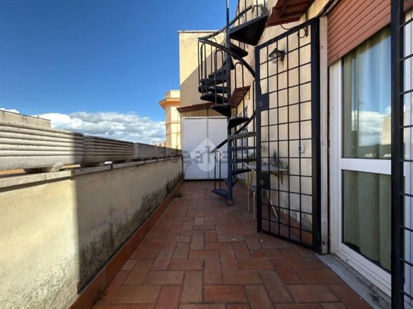 appartamento in vendita a Roma in zona Appio Latino