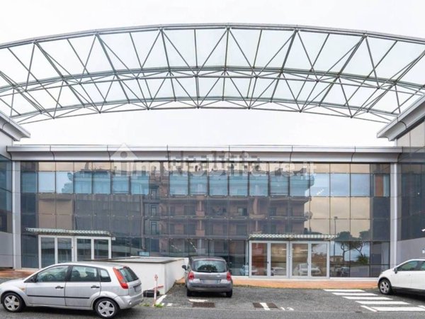 intera palazzina in vendita a Roma in zona Romanina