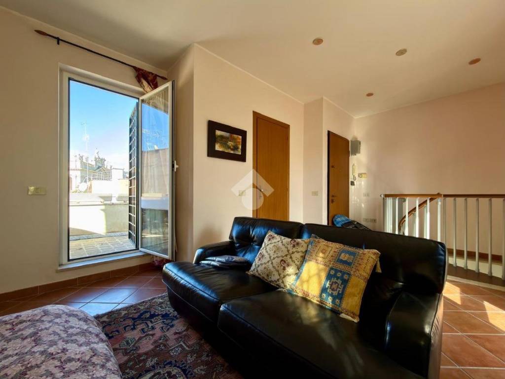 appartamento in vendita a Roma in zona Appio Latino