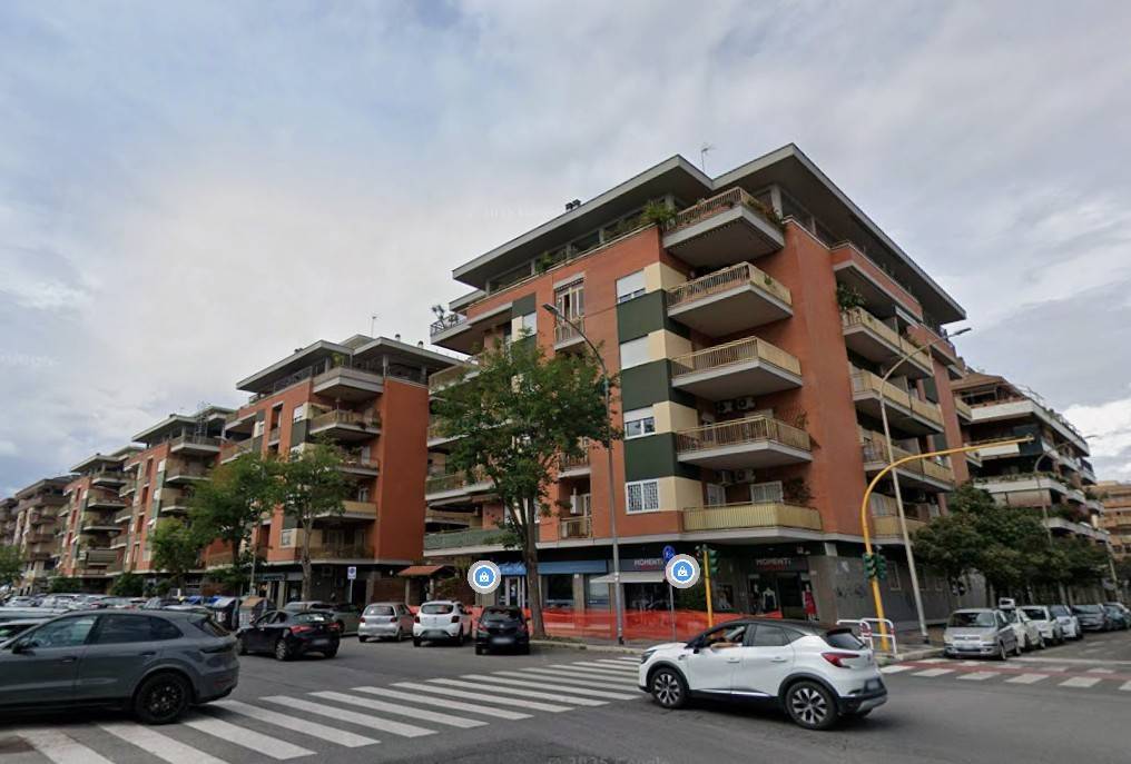 appartamento in vendita a Roma in zona Ostia