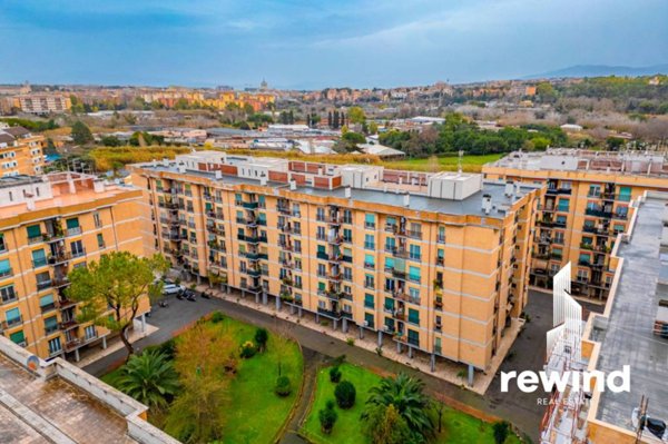 appartamento in vendita a Roma in zona Portuense