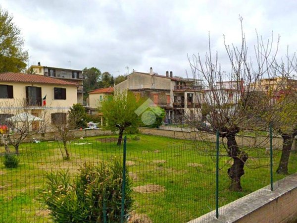 casa indipendente in vendita a Roma in zona Prima Porta