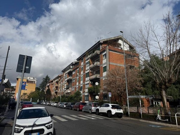 appartamento in vendita a Roma in zona Torrevecchia